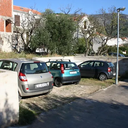 With A Parking Space Bol, Brac - 2883 Apartamento *