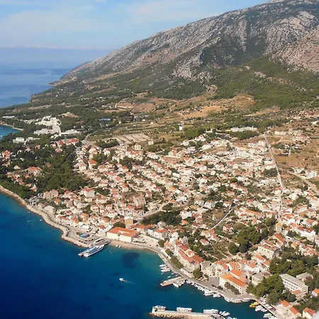 With A Parking Space Bol, Brac - 2883 * Bol